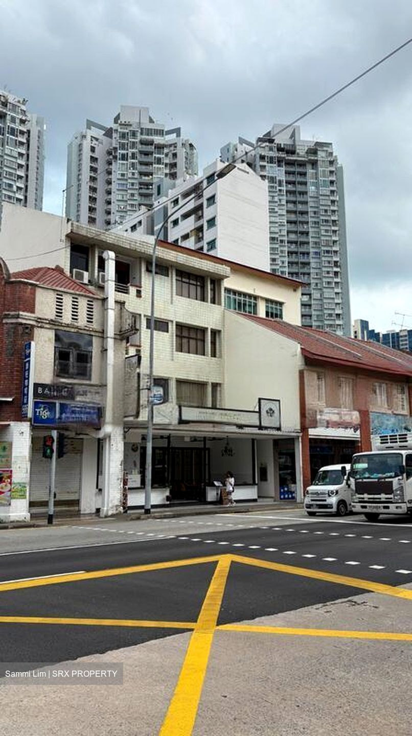 Serangoon Road (D8), Shop House #481593321